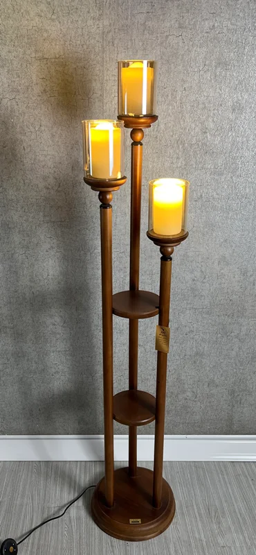 کنارسالنی چوبی